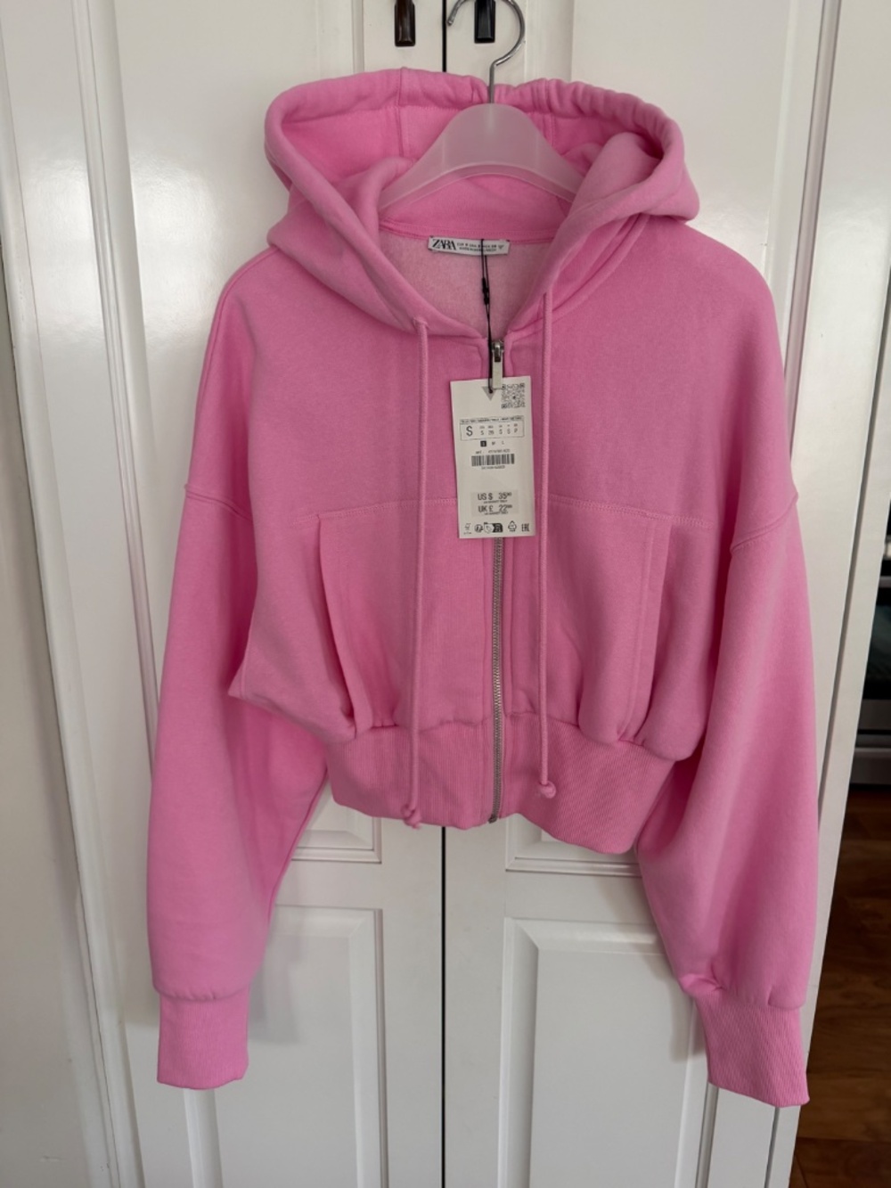 Zara Pink Cropped Sweatshirt in S